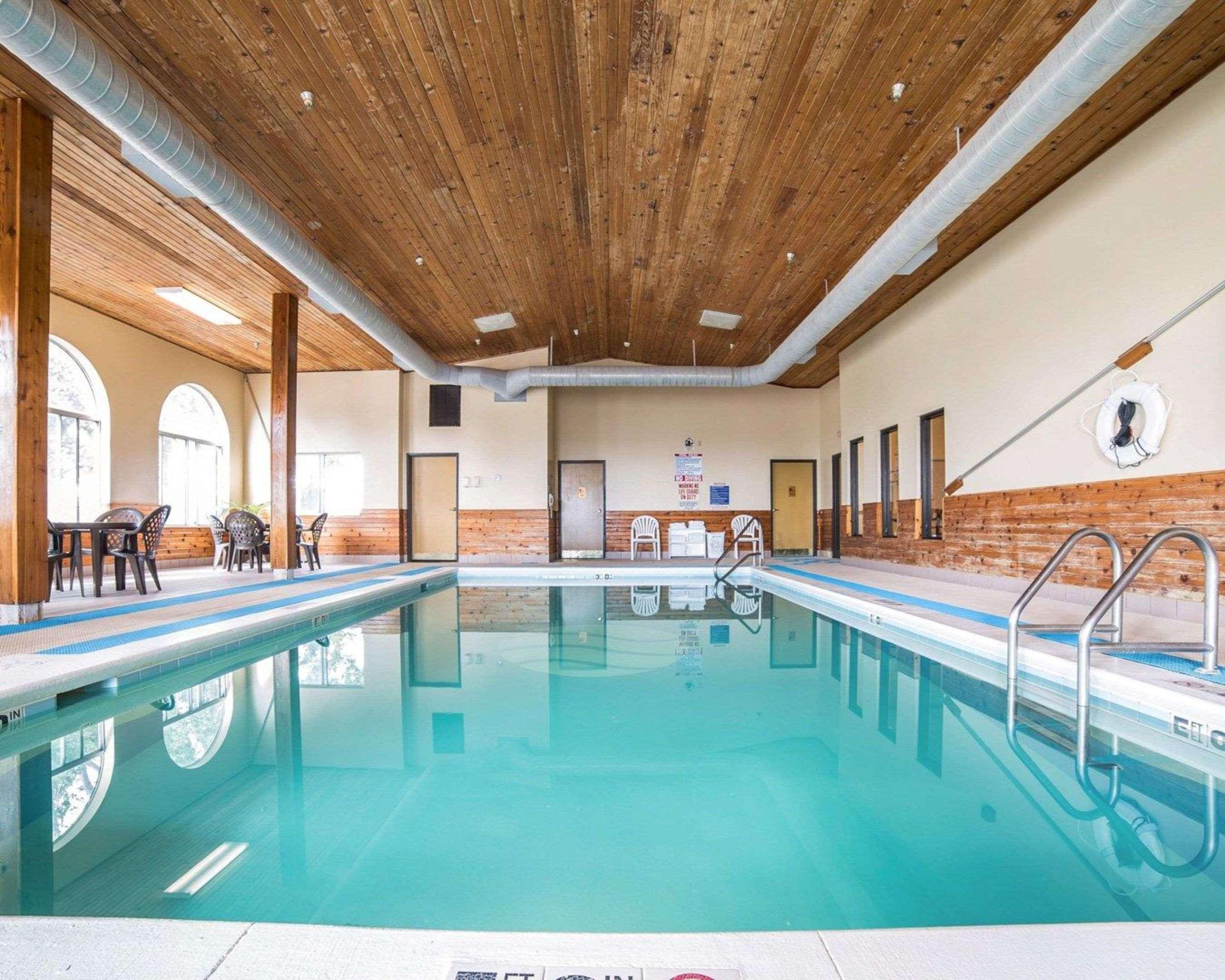 Fairbridge Inn & Suites غلينديف المظهر الخارجي الصورة