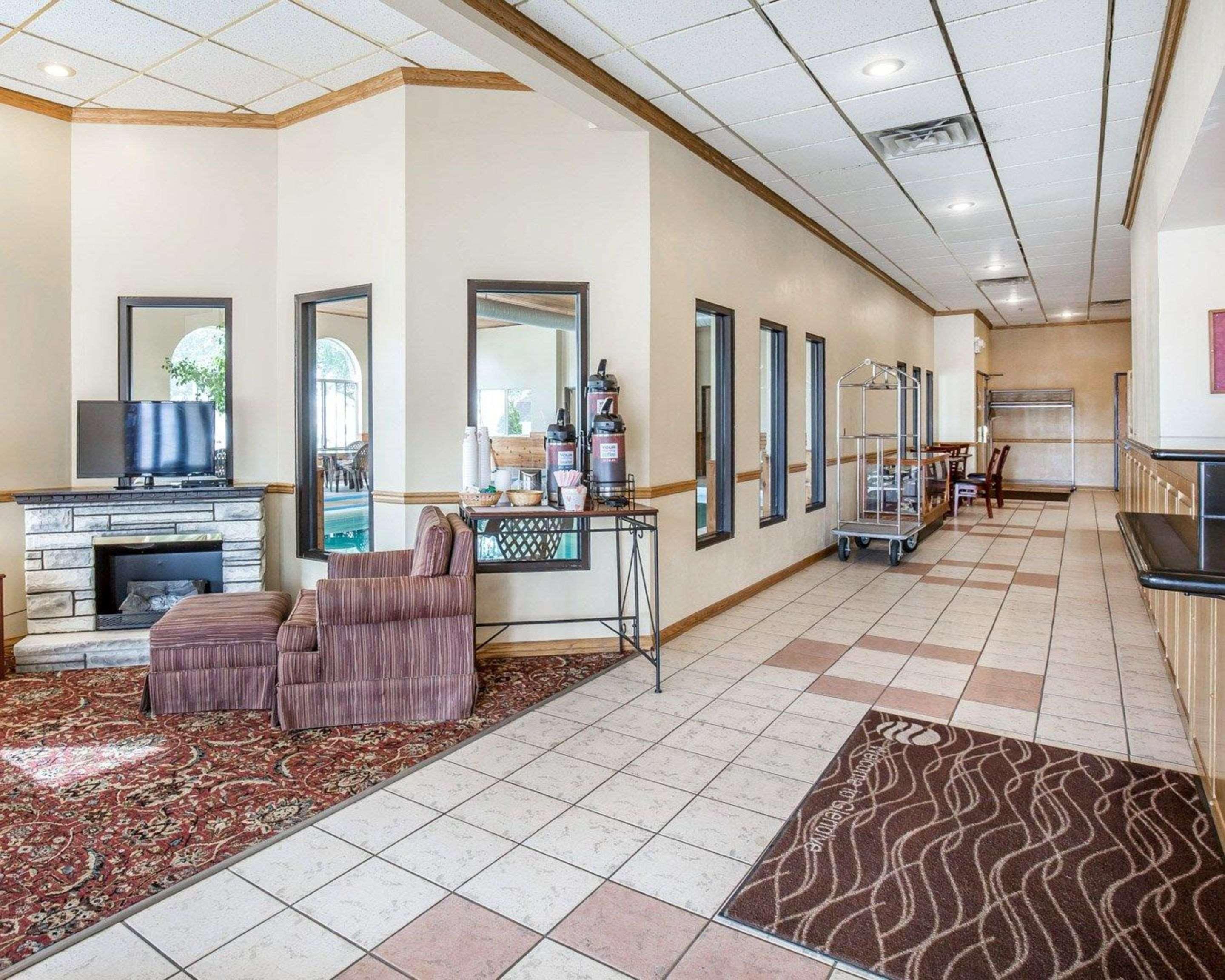 Fairbridge Inn & Suites غلينديف المظهر الخارجي الصورة