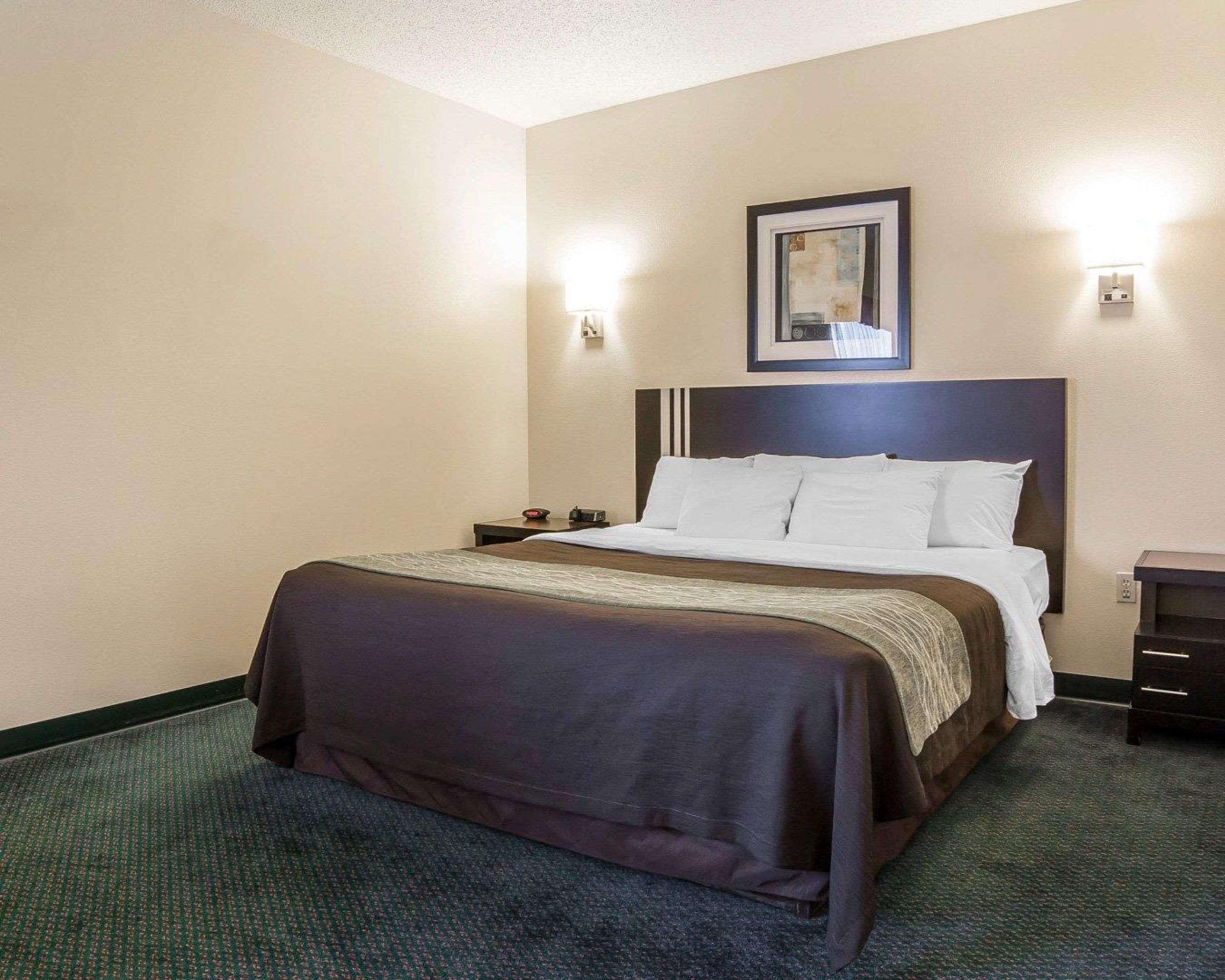 Fairbridge Inn & Suites غلينديف المظهر الخارجي الصورة