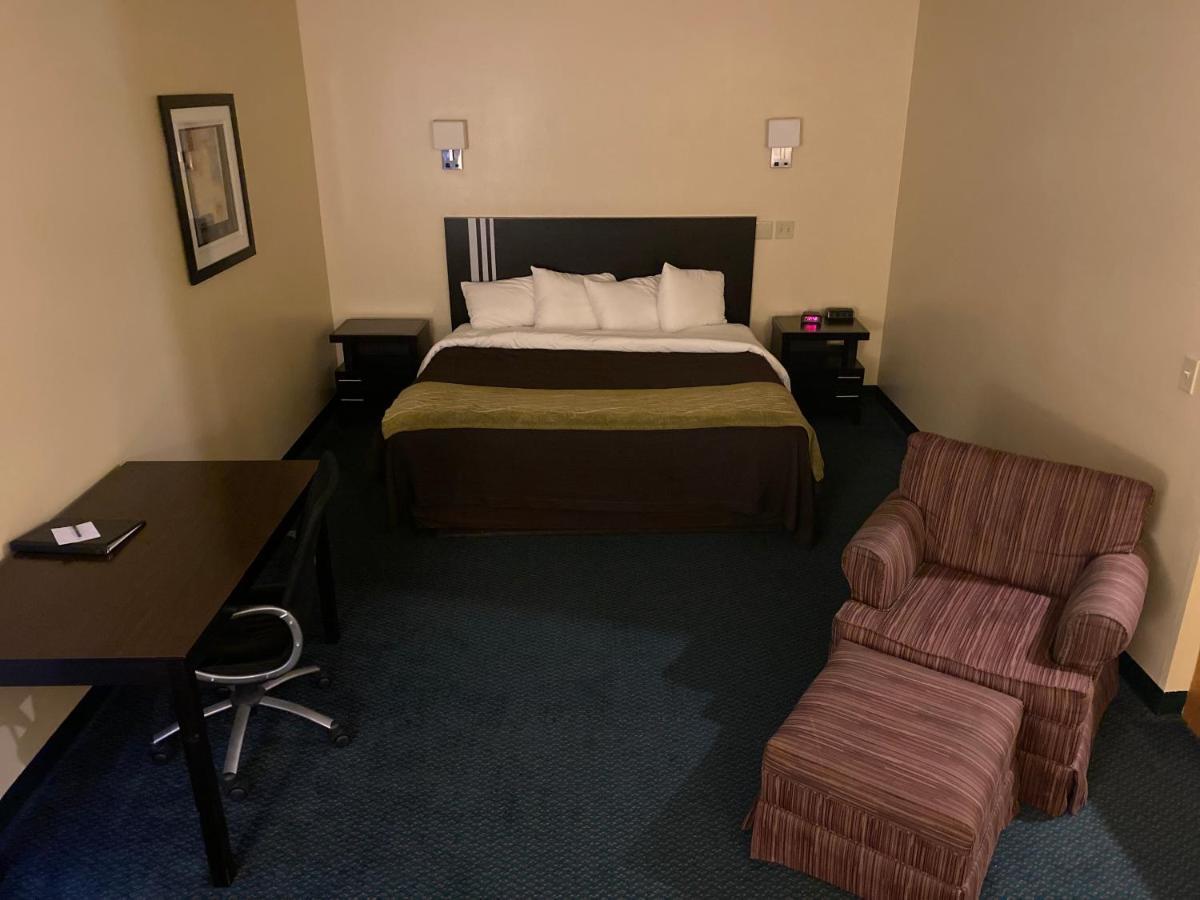 Fairbridge Inn & Suites غلينديف المظهر الخارجي الصورة